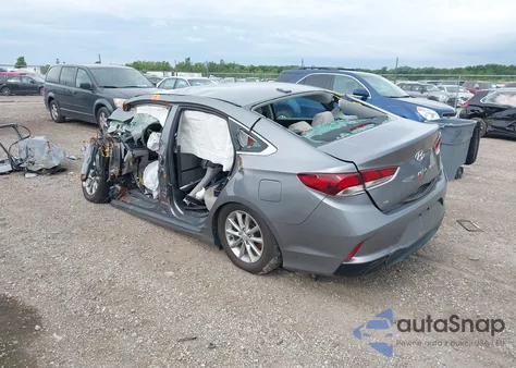 2018 Hyundai Sonata Se z USA, uszkodzony, nr VIN 5NPE24AF5JH623046